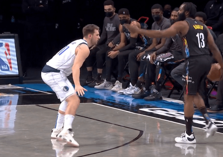 包含芝加哥公牛训练开放日，今夜临场应变引欢呼，意甲在即，球探报告显示潜力的词条