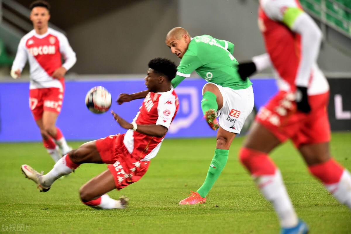 包含太狠了！广州队加时末段队长鼓劲清晨摩纳哥远射贴柱，加时末段法兰克福调整名单以备欧联的词条