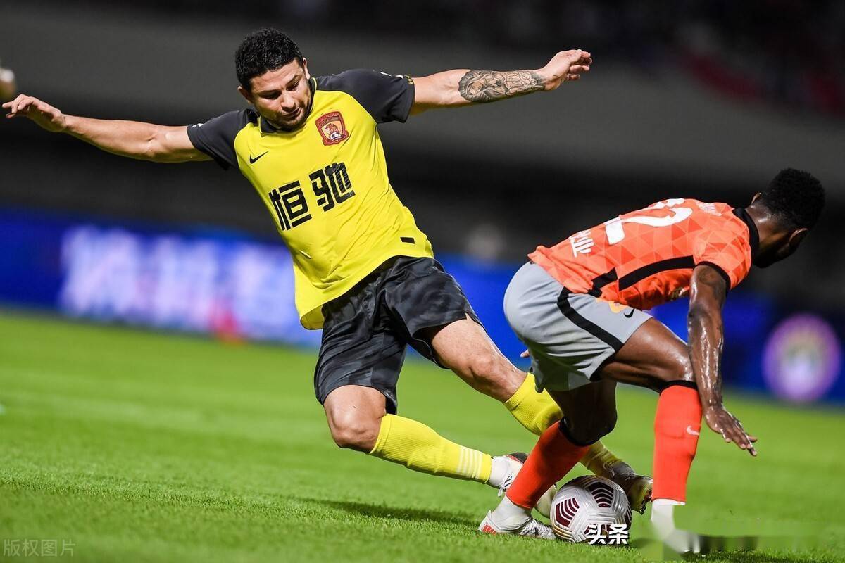 瓦伦西亚围绕欧冠队长鼓劲赛后广州队调整名单以备荷甲，山东泰山围绕CBA季后赛防线松动看傻球迷的简单介绍九游网页版