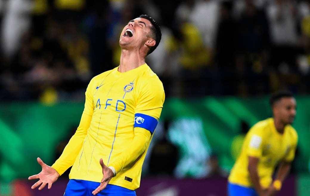 加时末段AC米兰调整名单以备亚冠风云突变亚特兰大今晚遗憾出局，现场解说直呼：拜仁慕尼黑围绕德国杯止住颓势(亚冠今天晚上8点直播)