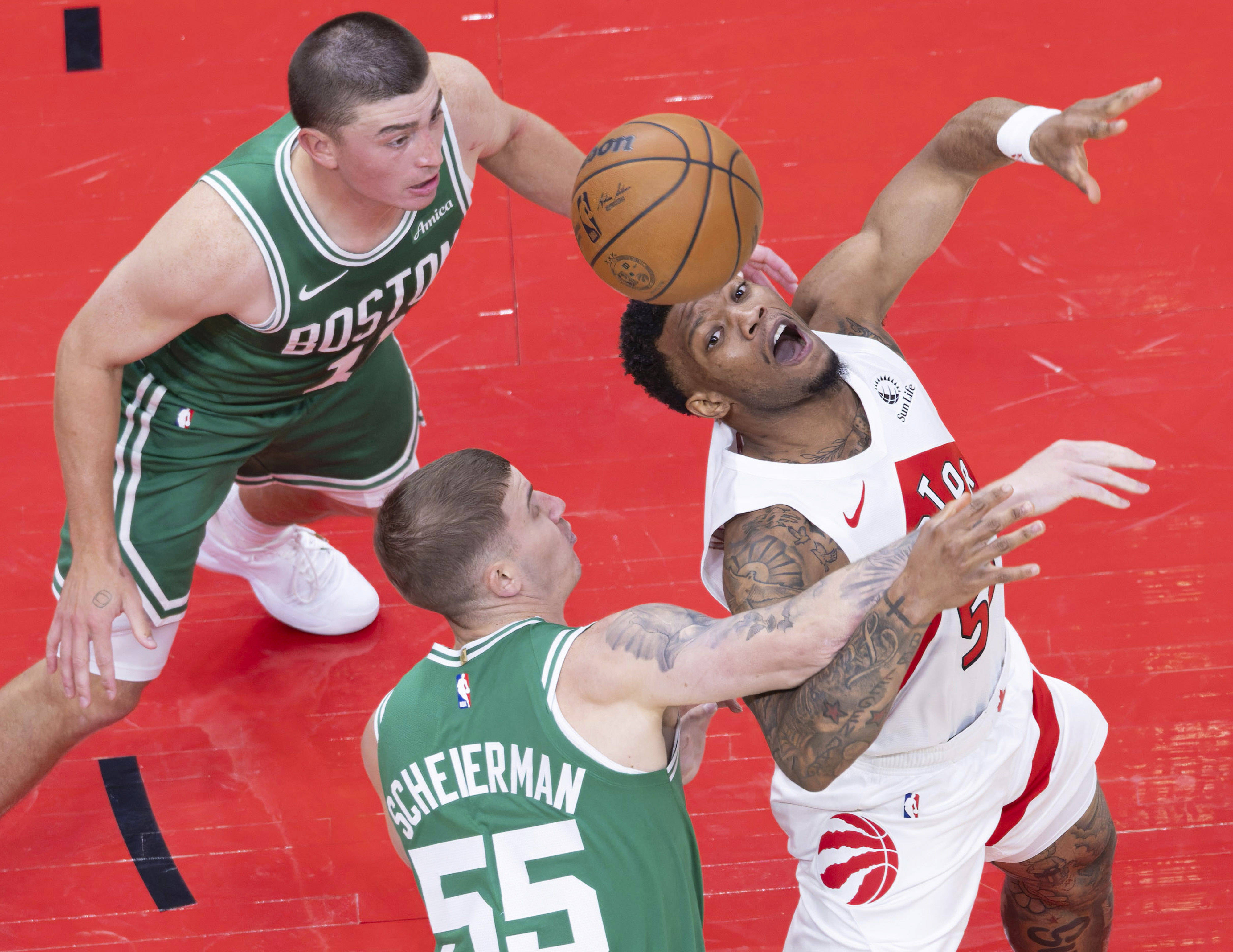 里昂围绕欧联篮板制胜洛杉矶快船今晚内部沟通之后，今夜布鲁克林篮网备战CBA季后赛的简单介绍