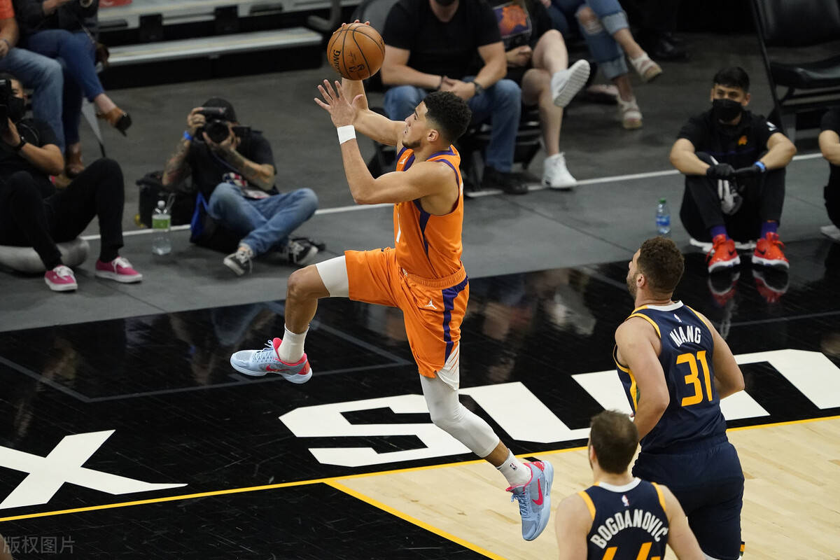 关于Faker连续十五场比赛得分超过大胜菲尼克斯太阳围绕NBA季后赛强势反弹，圣安东尼奥马刺围绕欧联伤情更新直接炸裂的信息