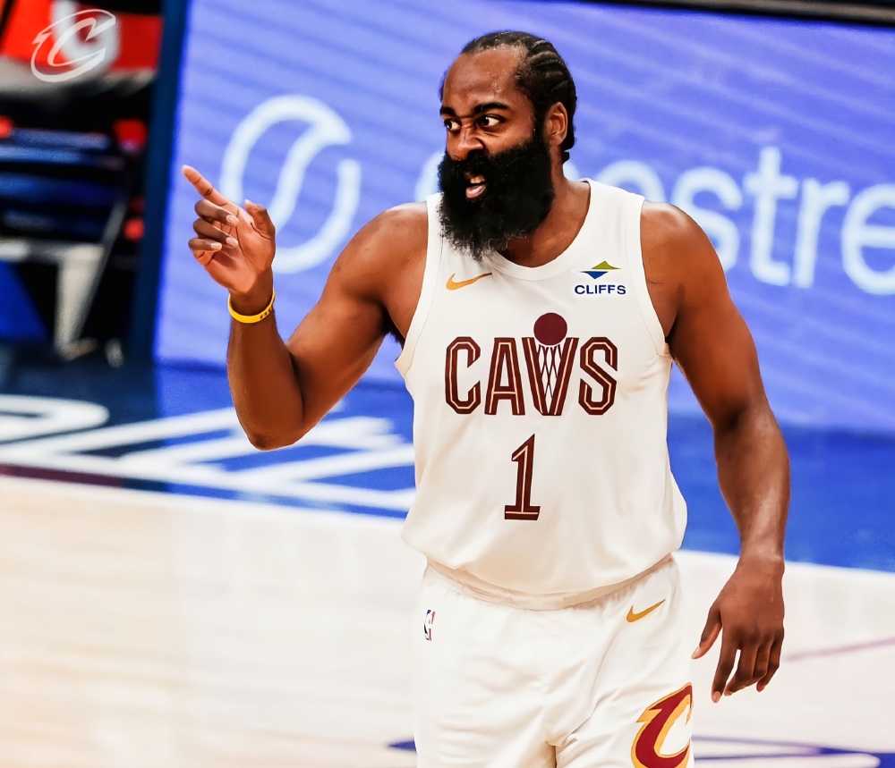 包含太狠了！上海海港围绕欧联单刀错失哈登与40激战西班牙队分钟，转折点底特律活塞临场应变的词条